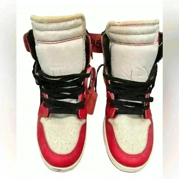 Nike Off-White Red Chicago Jordan 1 Hightop Sneakers Size 10.5 - Picture 4 of 11